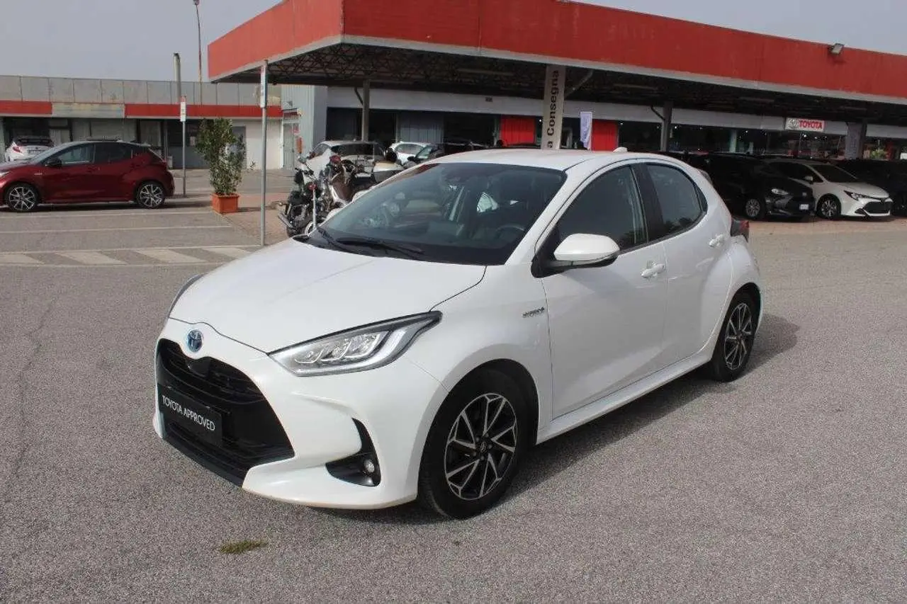 Photo 1 : Toyota Yaris 2020 Hybride