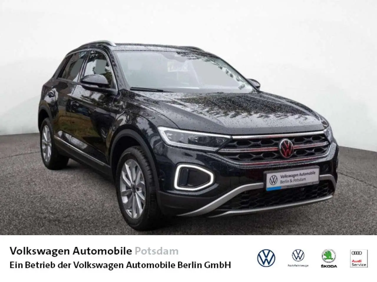 Photo 1 : Volkswagen T-roc 2024 Petrol