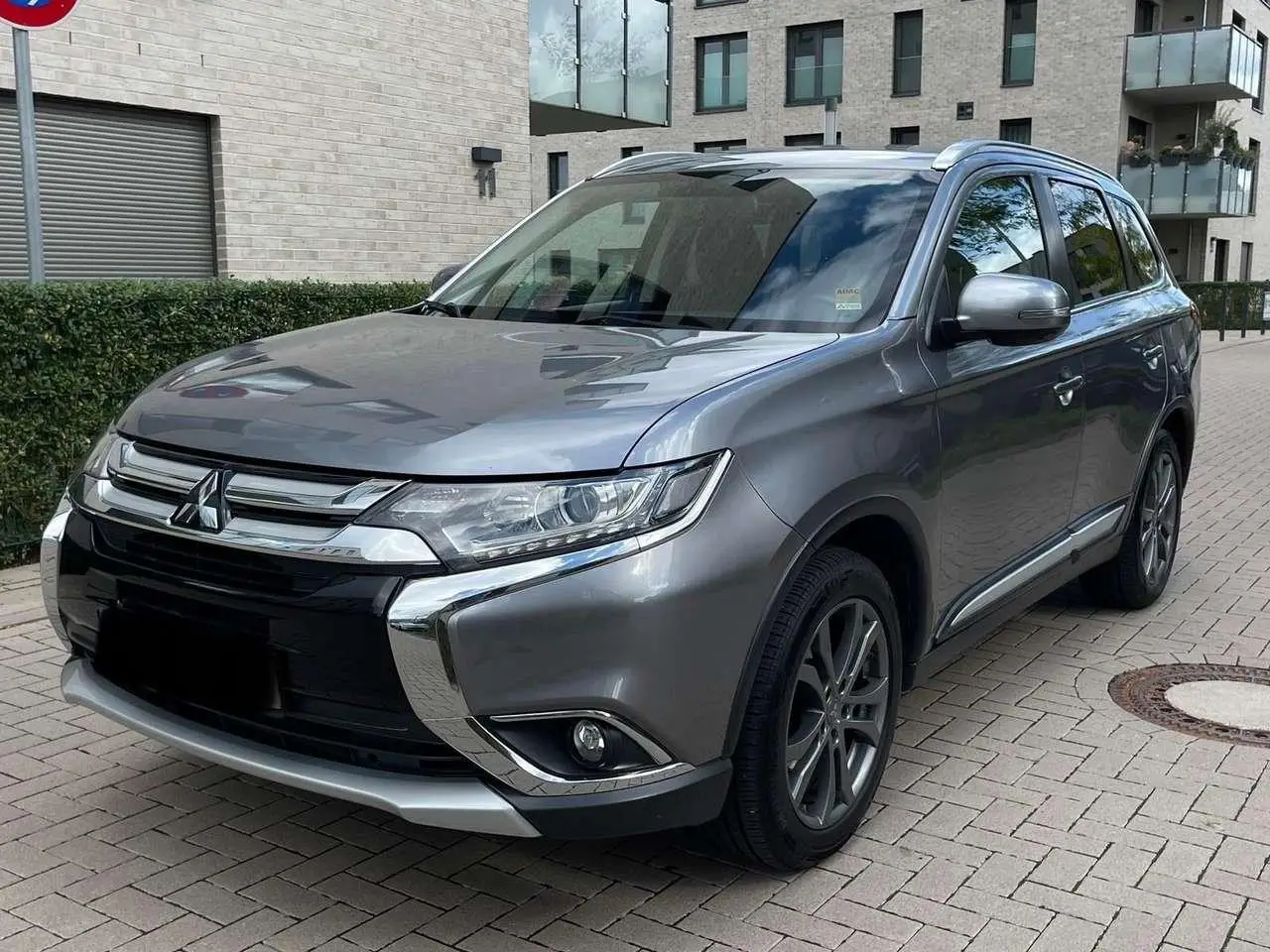 Photo 1 : Mitsubishi Outlander 2017 Essence