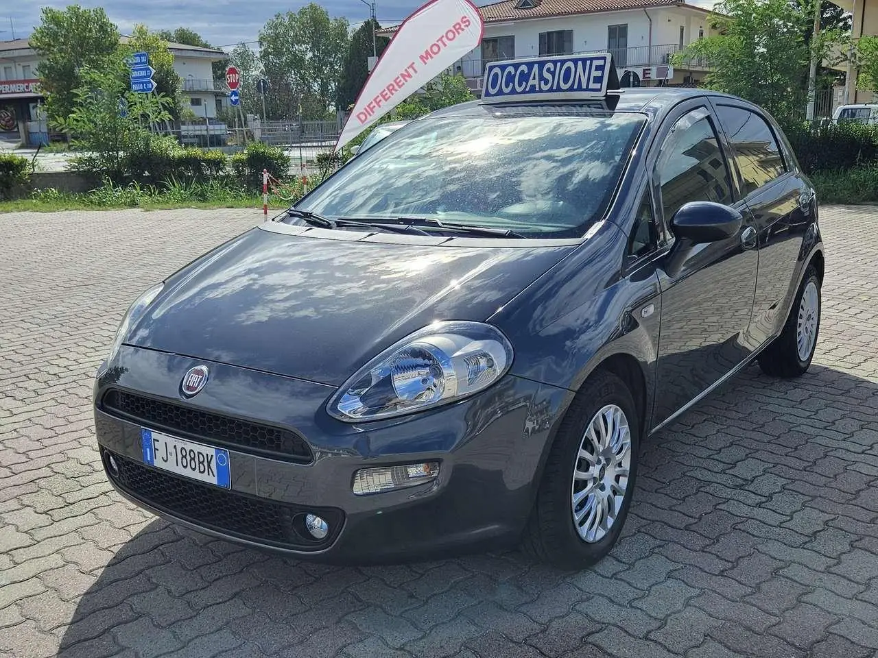 Photo 1 : Fiat Punto 2017 Diesel