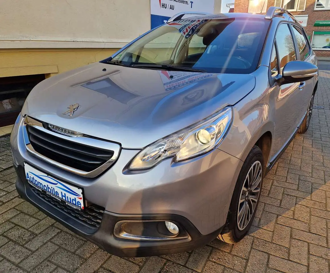 Photo 1 : Peugeot 2008 2016 Essence