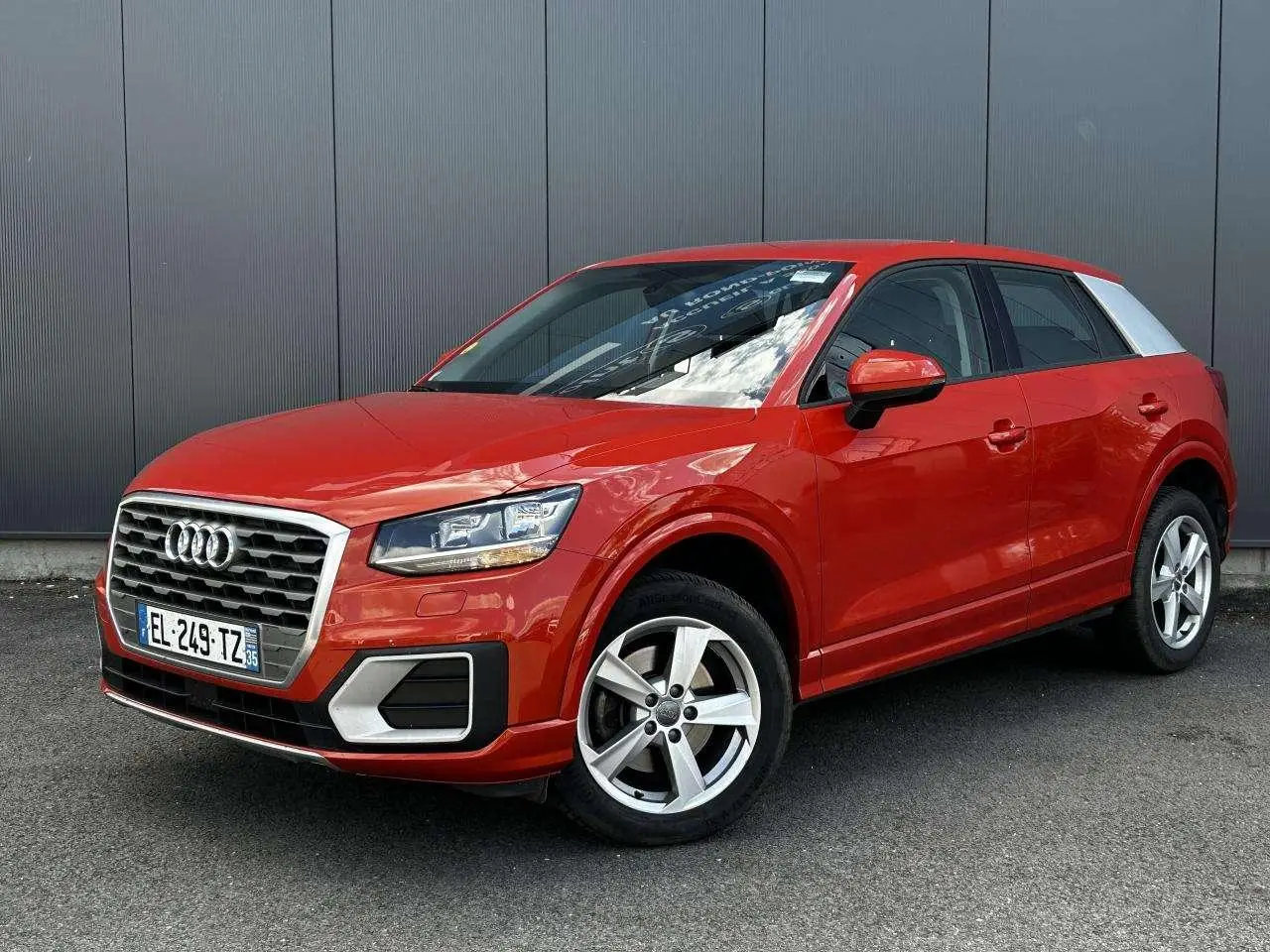 Photo 1 : Audi Q2 2017 Diesel