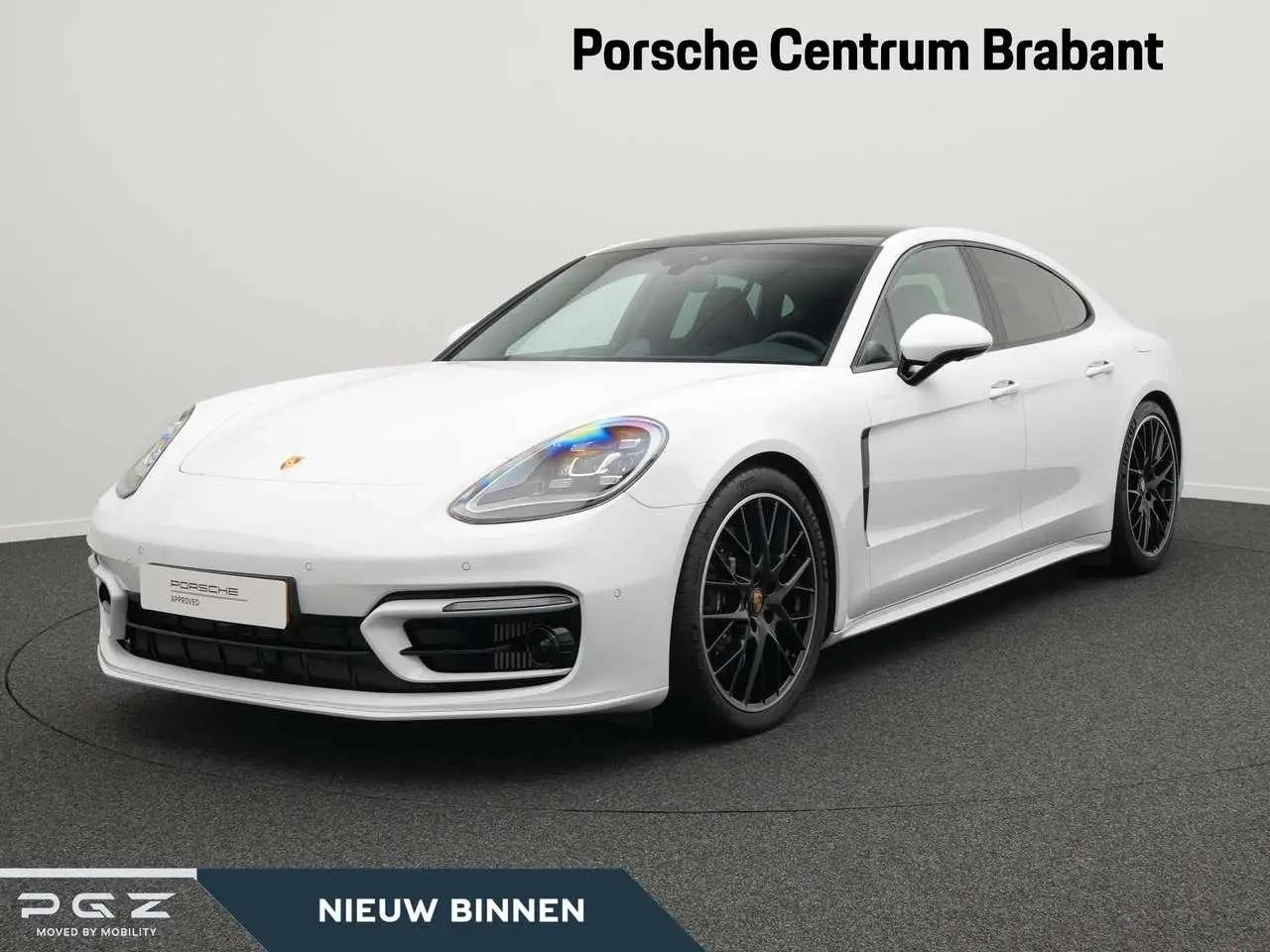 Photo 1 : Porsche Panamera 2023 Hybride