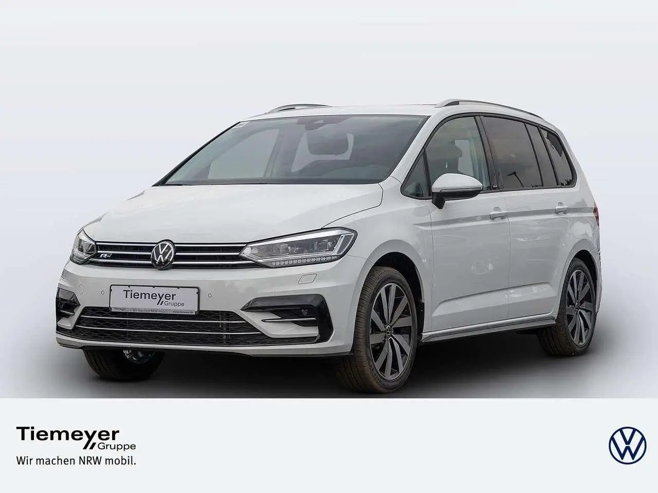 Photo 1 : Volkswagen Touran 2024 Petrol