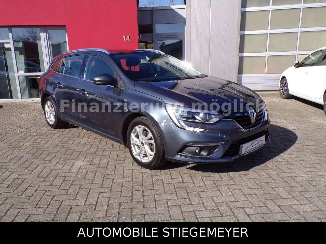 Photo 1 : Renault Megane 2020 Petrol