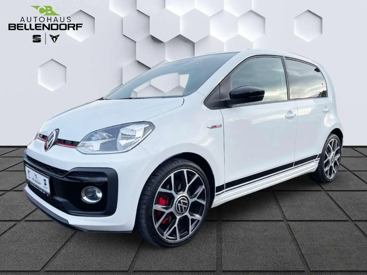 Photo 1 : Volkswagen Up! 2020 Petrol