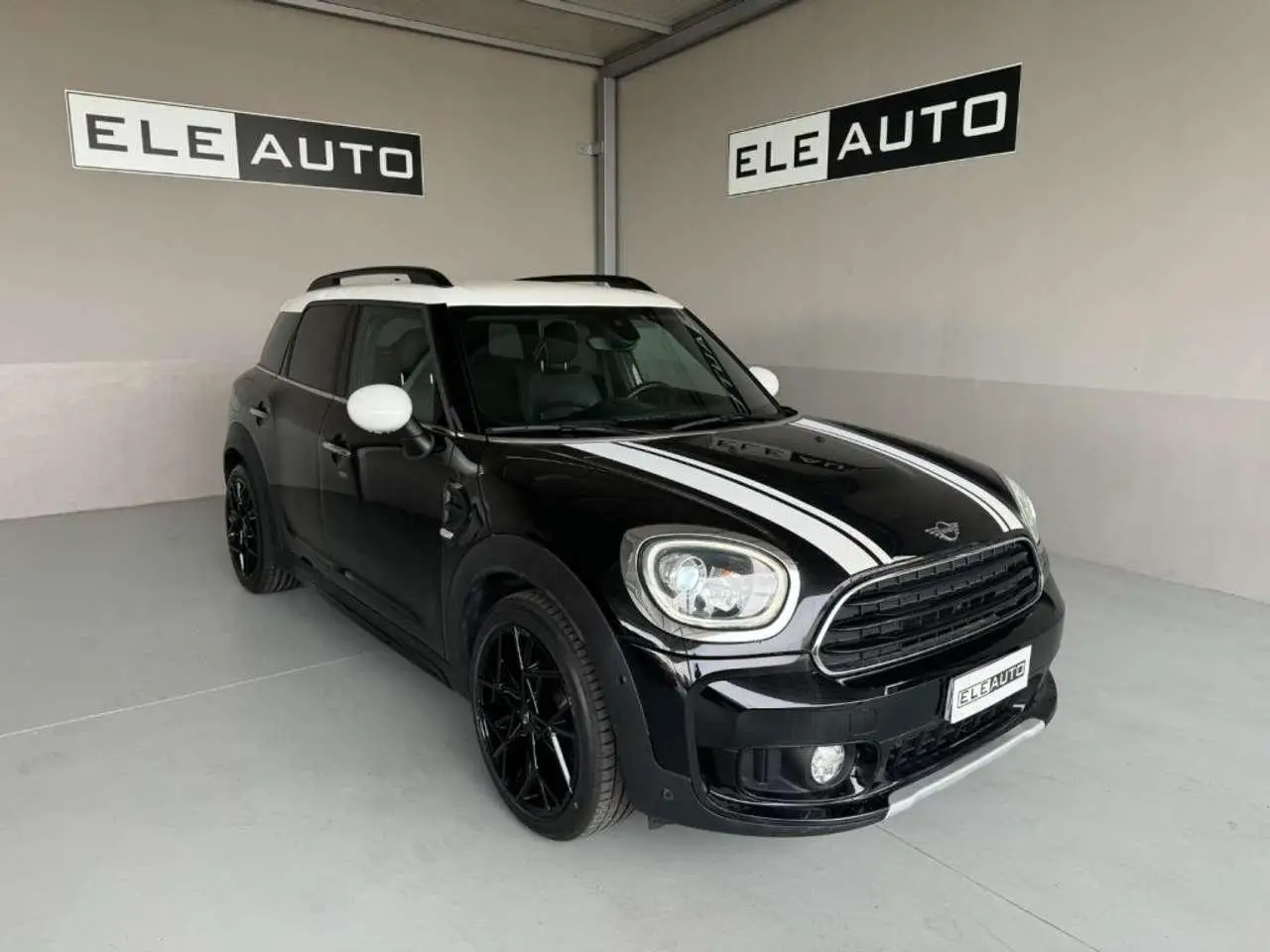 Photo 1 : Mini Cooper 2019 Diesel