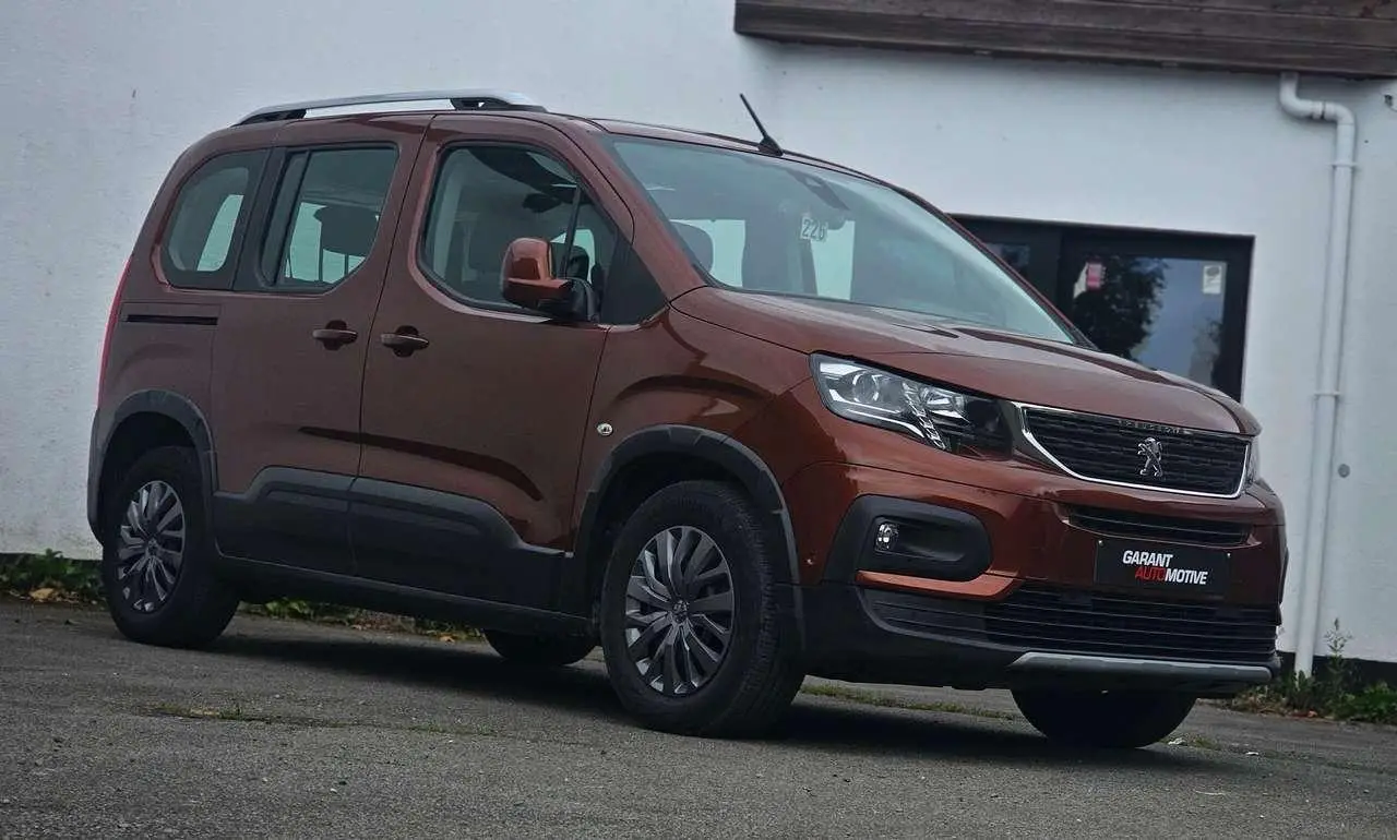 Photo 1 : Peugeot Rifter 2019 Essence