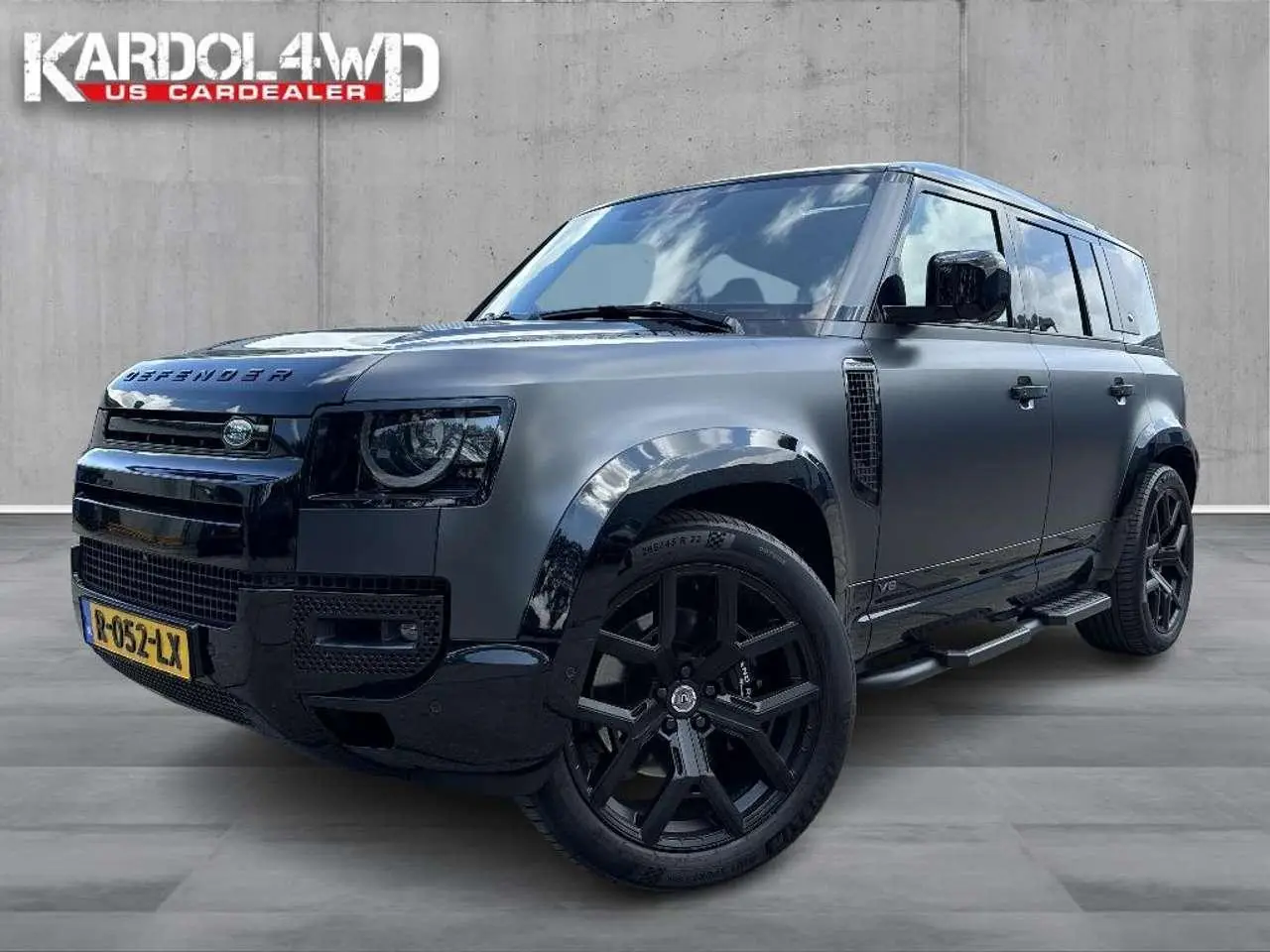 Photo 1 : Land Rover Defender 2022 Essence