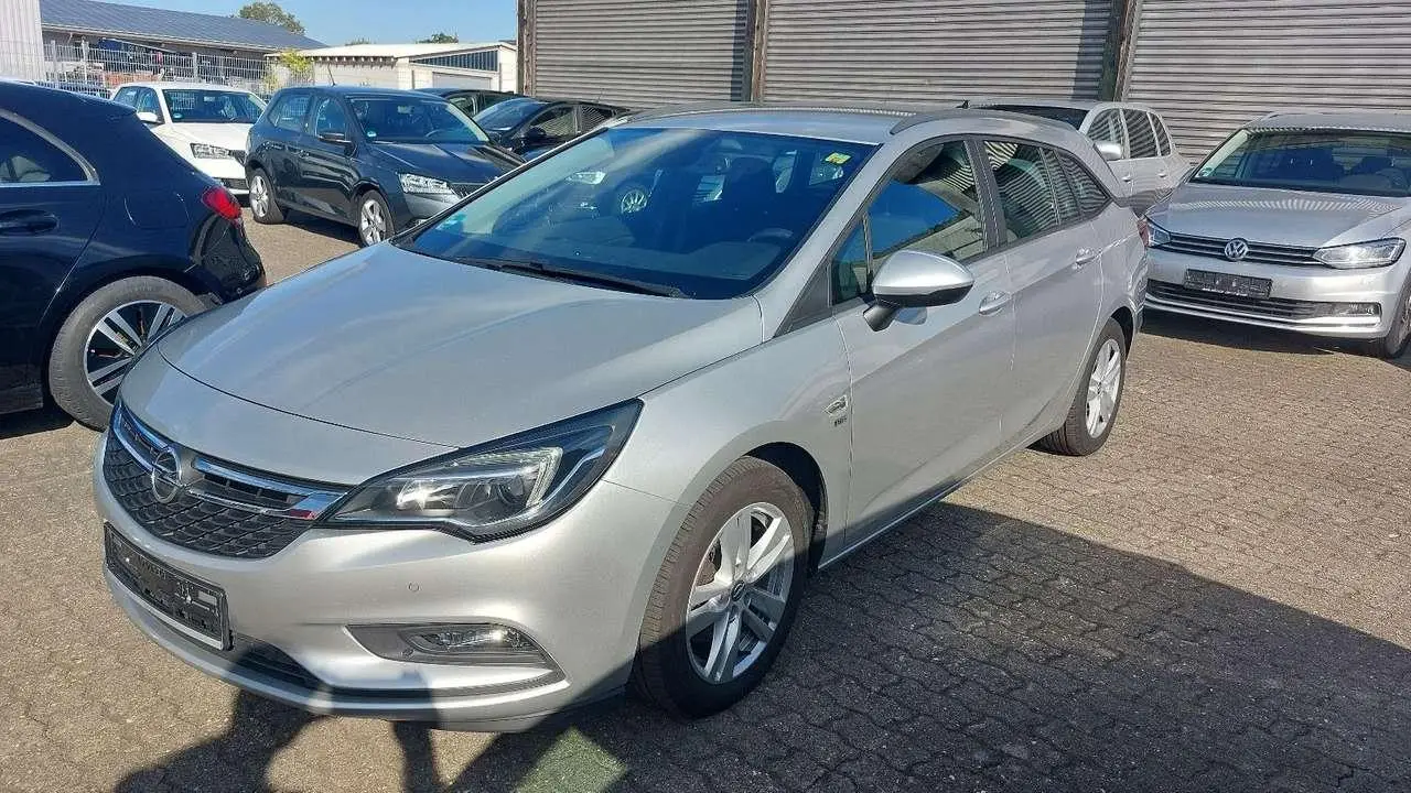 Photo 1 : Opel Astra 2019 Diesel