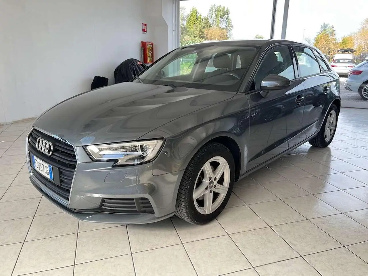 Photo 1 : Audi A3 2019 Petrol