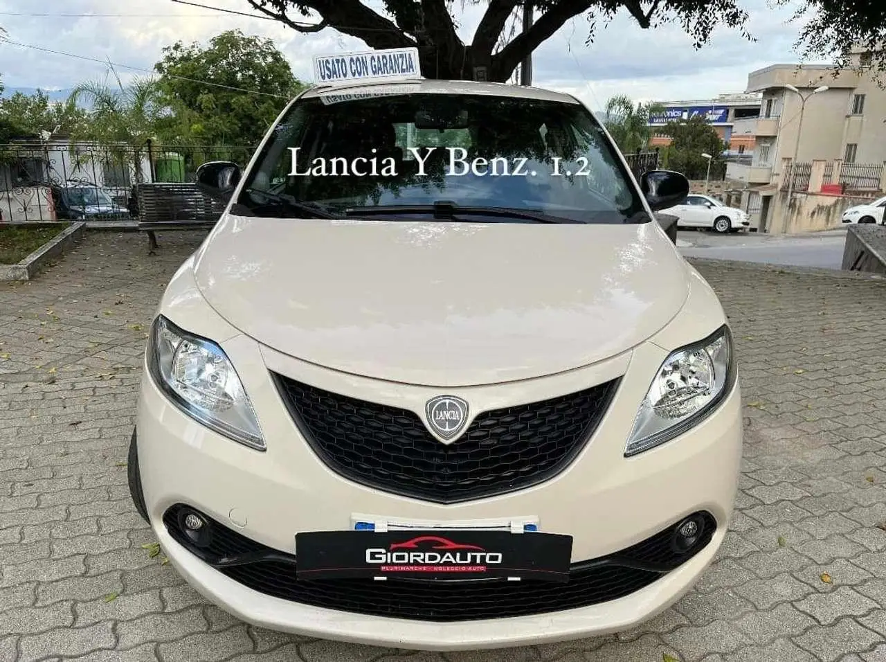 Photo 1 : Lancia Ypsilon 2019 Petrol