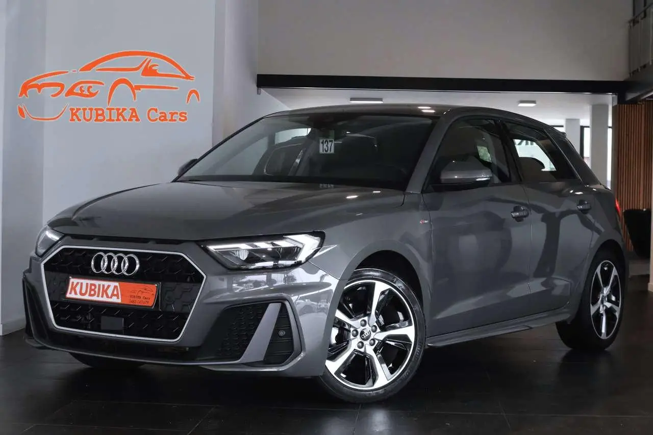 Photo 1 : Audi A1 2021 Petrol