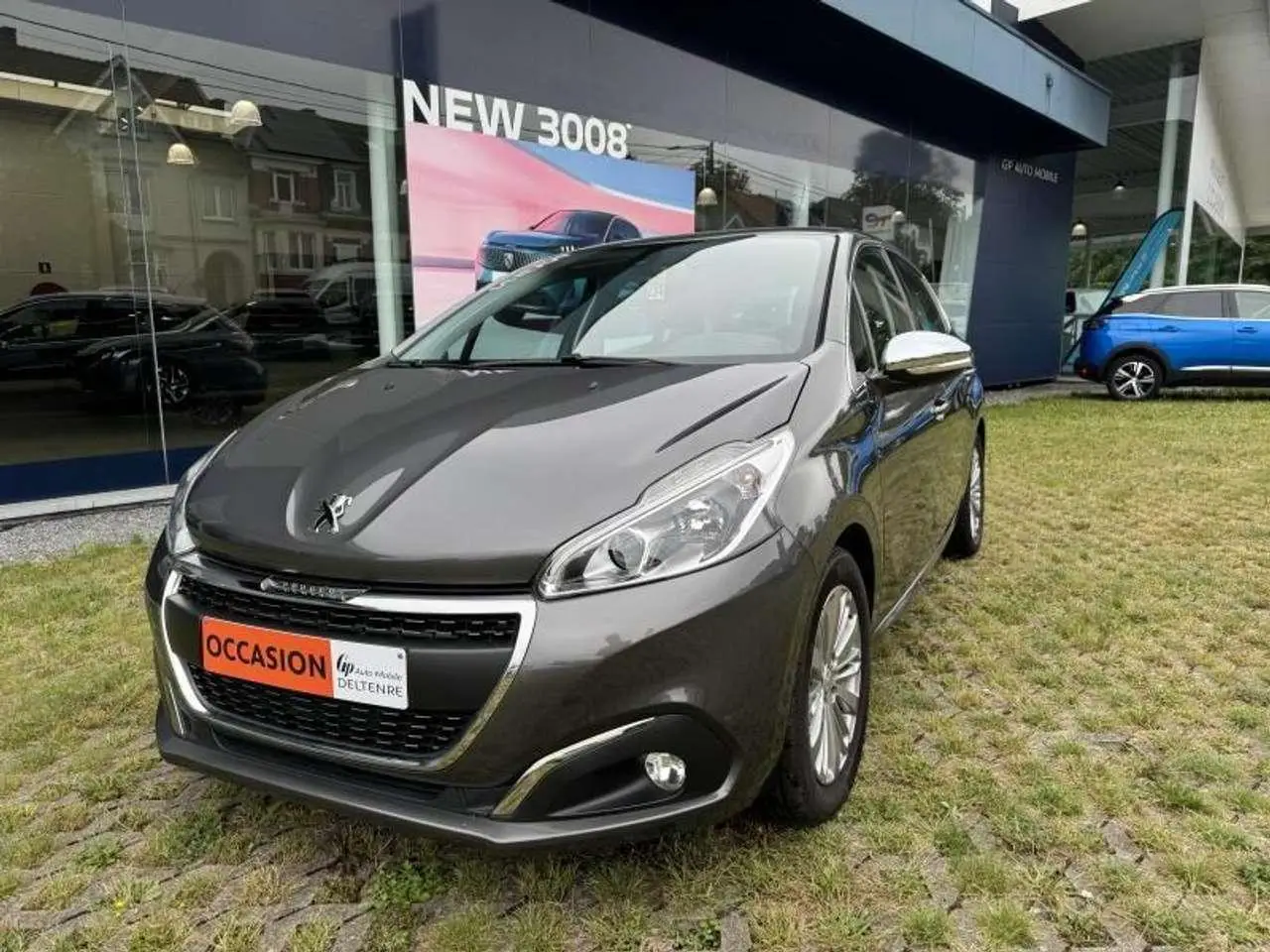 Photo 1 : Peugeot 208 2017 Petrol