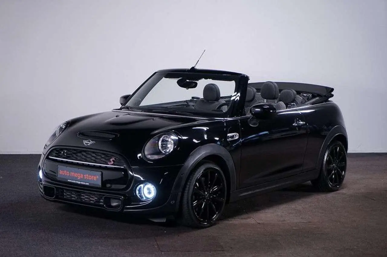 Photo 1 : Mini Cooper 2021 Petrol