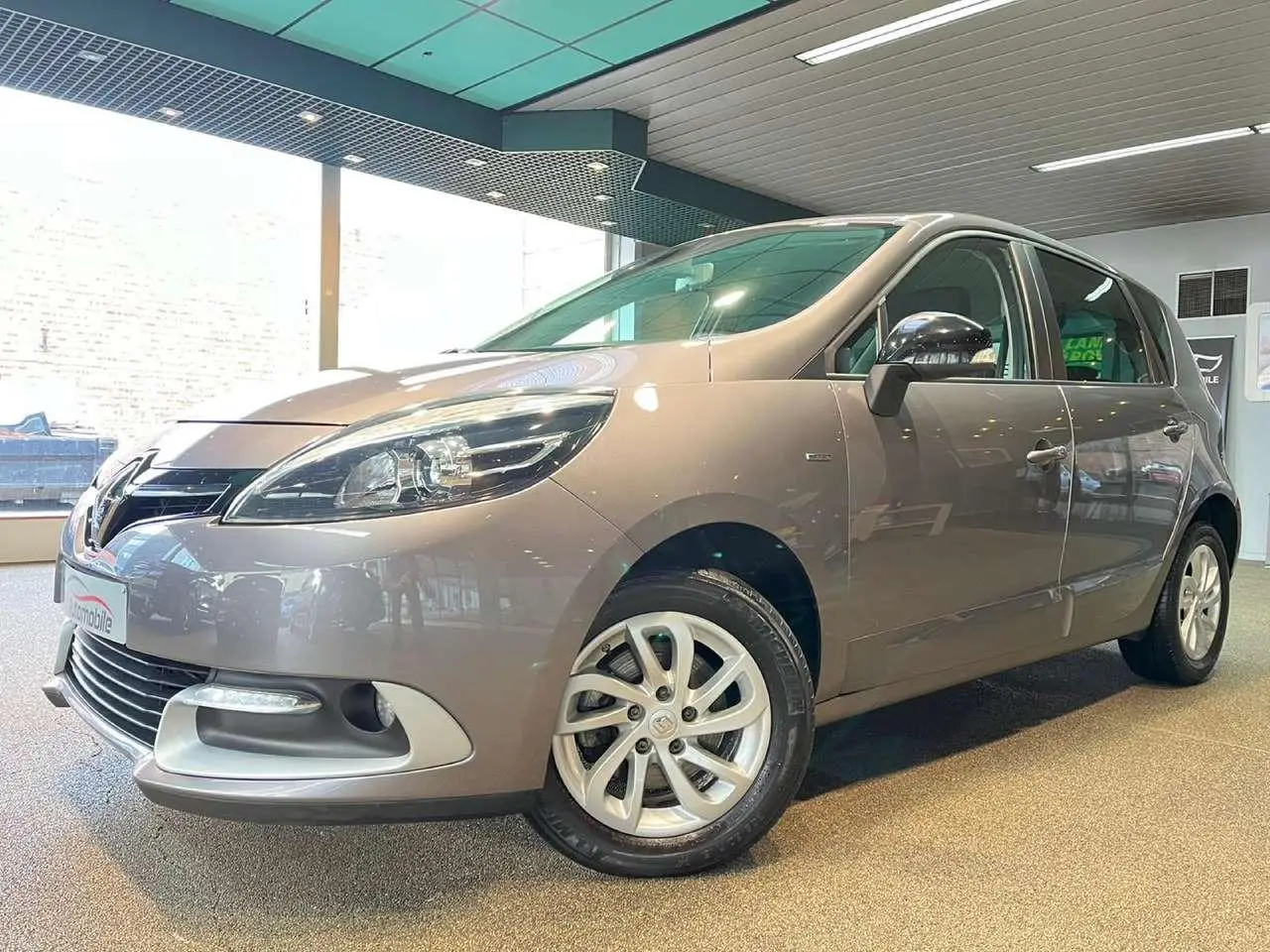 Photo 1 : Renault Scenic 2015 Diesel