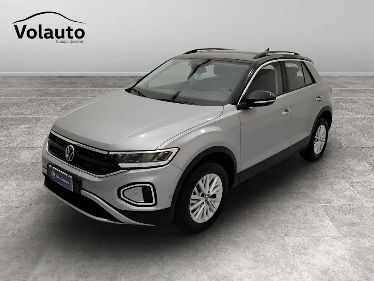 Photo 1 : Volkswagen T-roc 2023 Diesel