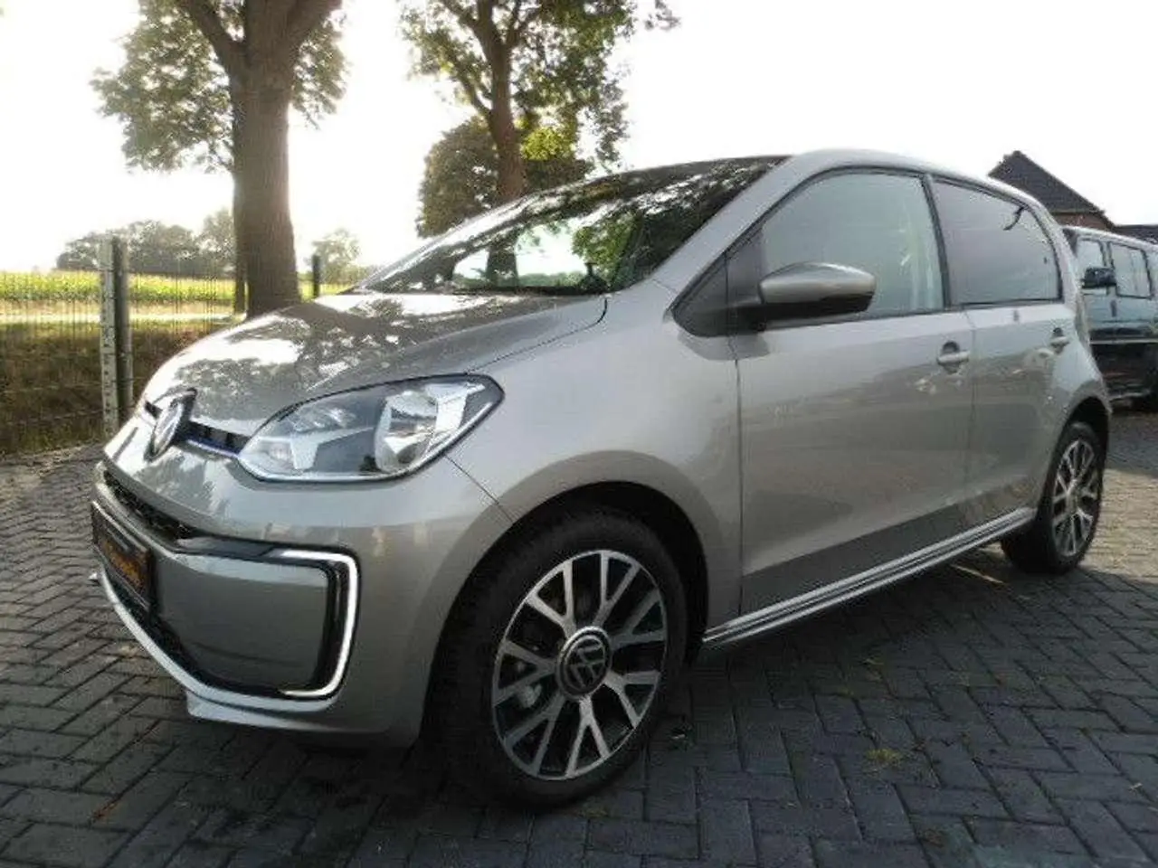 Photo 1 : Volkswagen Up! 2022 Électrique