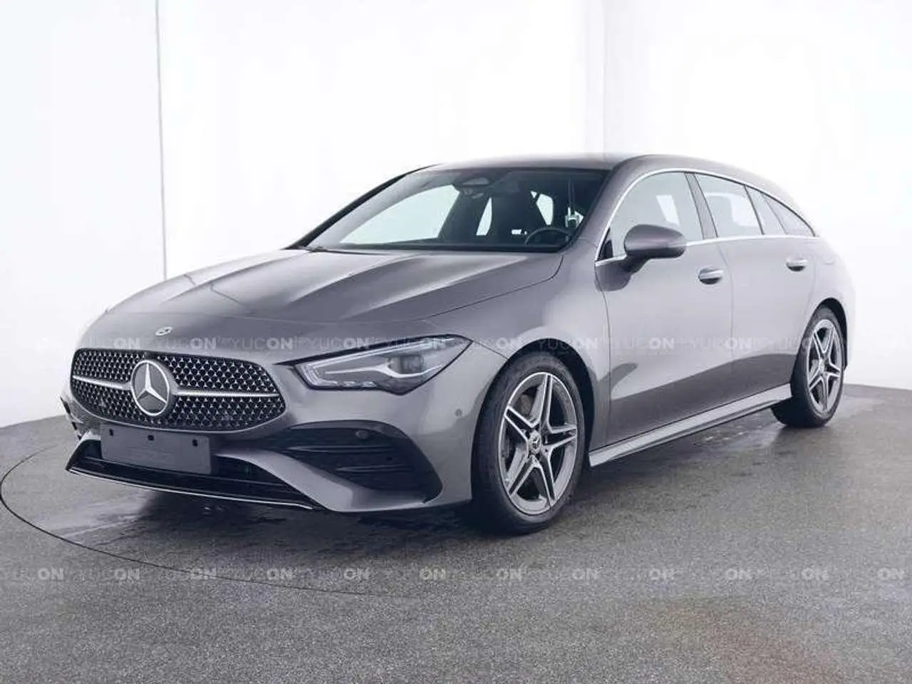 Photo 1 : Mercedes-benz Classe Cla 2023 Petrol