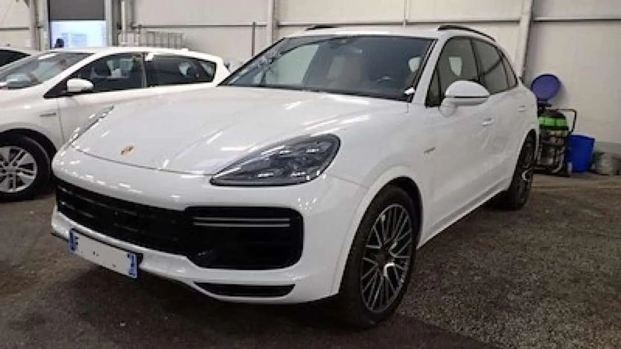 Photo 1 : Porsche Cayenne 2020 Hybride