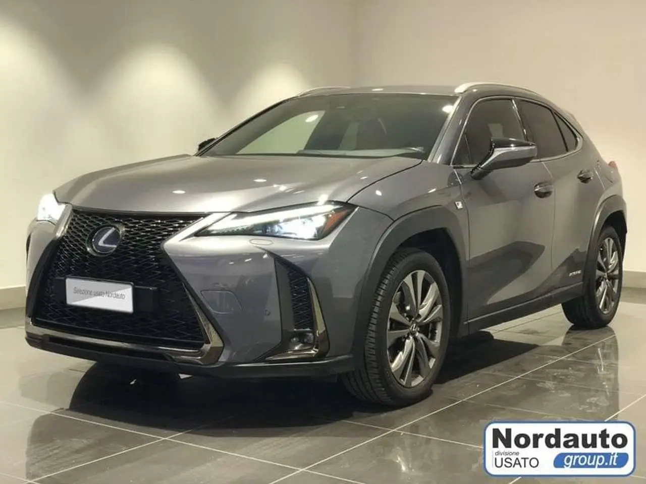 Photo 1 : Lexus Ux 2020 Hybride