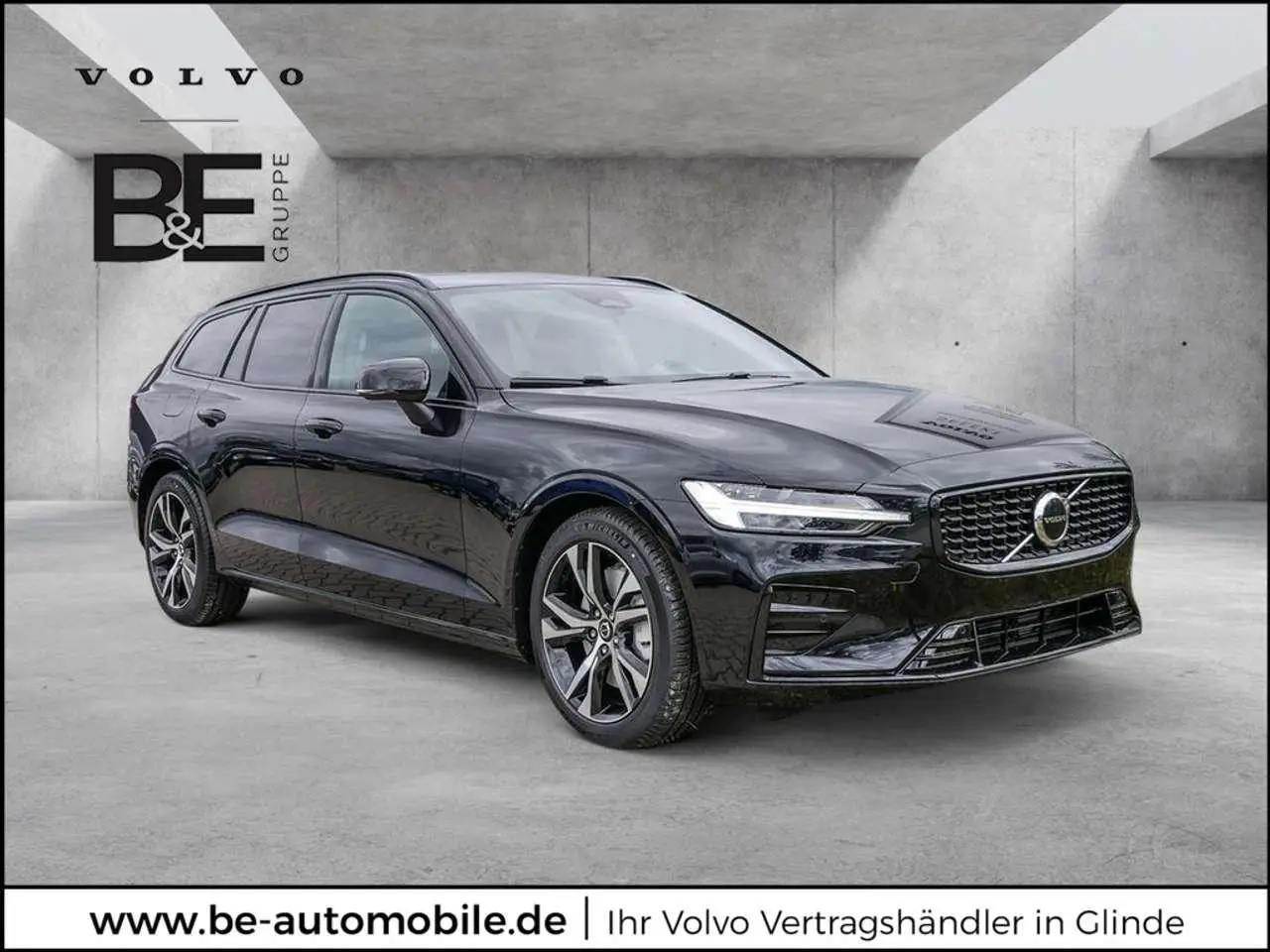 Photo 1 : Volvo V60 2024 Diesel