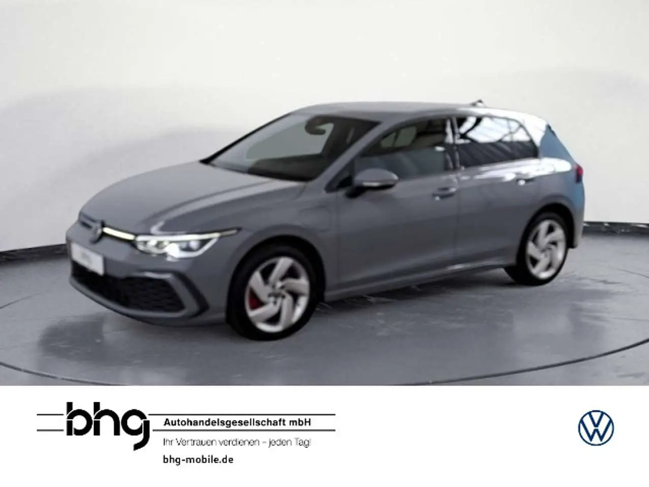 Photo 1 : Volkswagen Golf 2021 Hybride