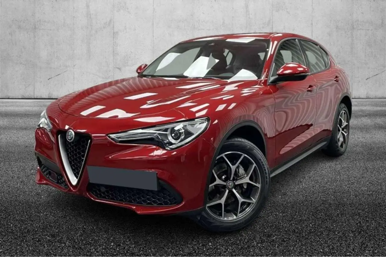 Photo 1 : Alfa Romeo Stelvio 2020 Essence