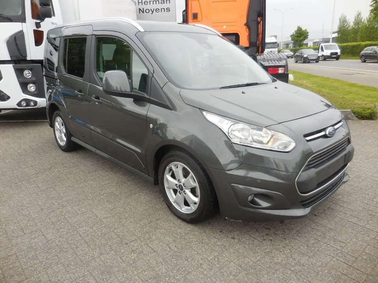 Photo 1 : Ford Tourneo 2015 Diesel