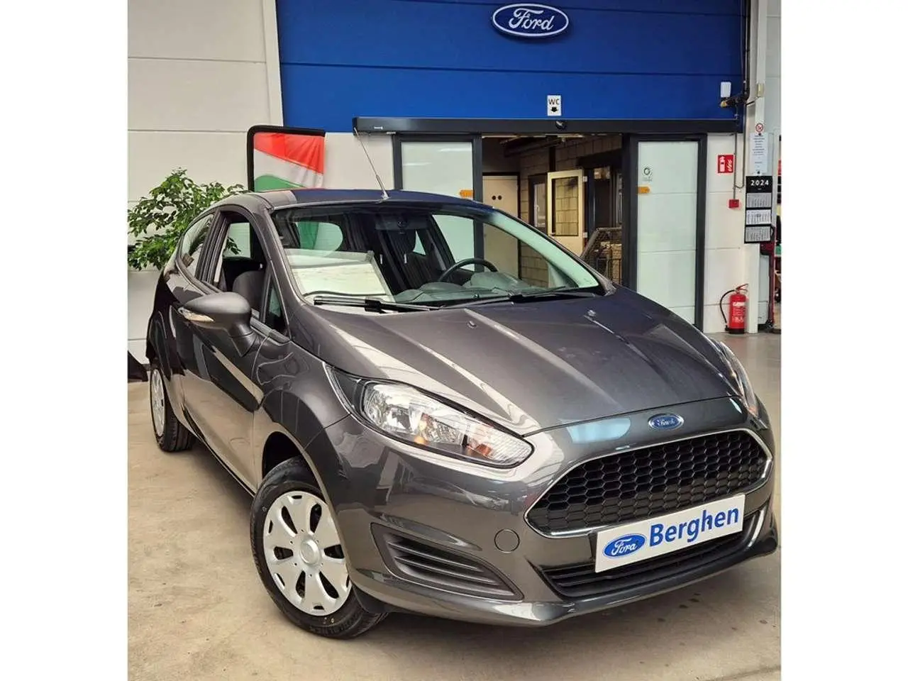 Photo 1 : Ford Fiesta 2016 Petrol