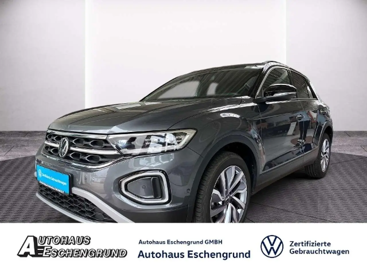 Photo 1 : Volkswagen T-roc 2023 Petrol