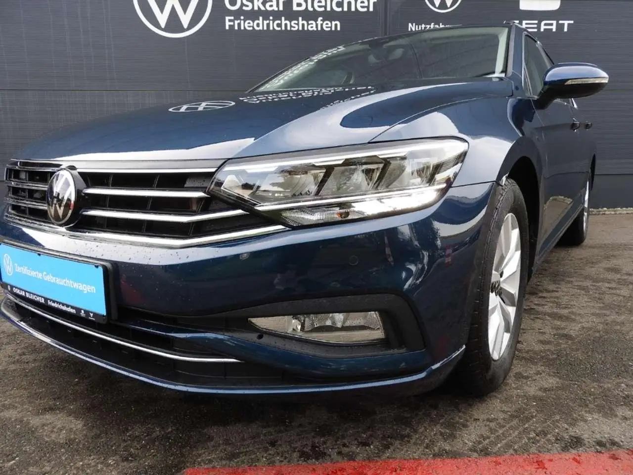 Photo 1 : Volkswagen Passat 2023 Essence