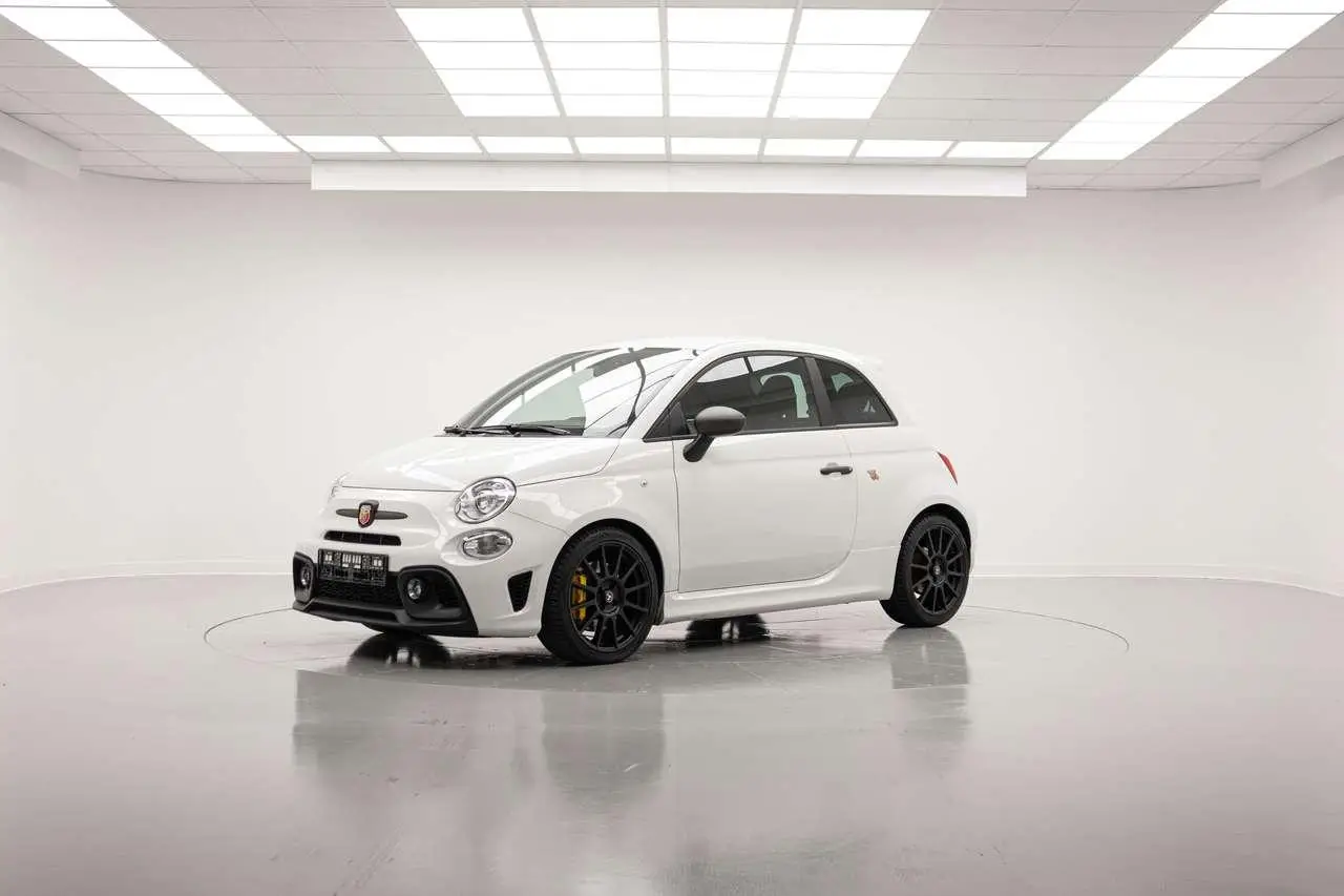 Photo 1 : Abarth 695 2023 Petrol