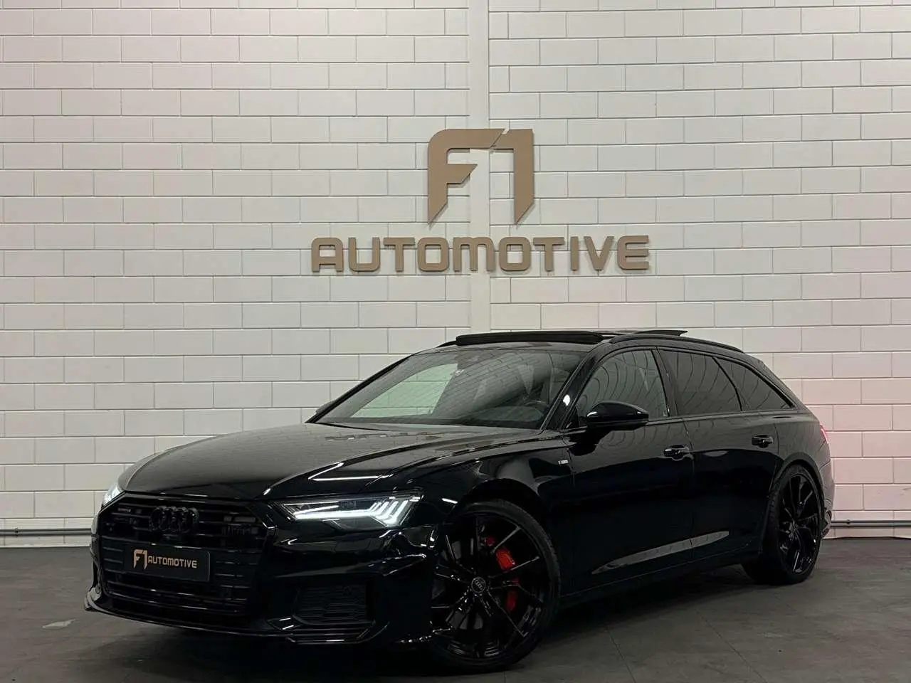 Photo 1 : Audi A6 2019 Petrol