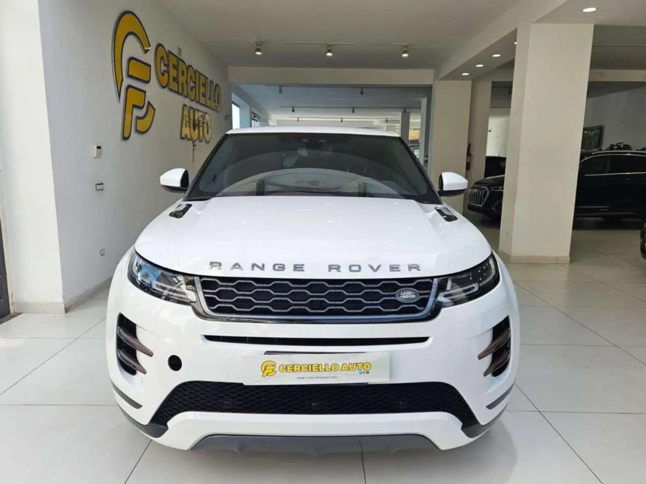 Photo 1 : Land Rover Range Rover Evoque 2019 Hybrid