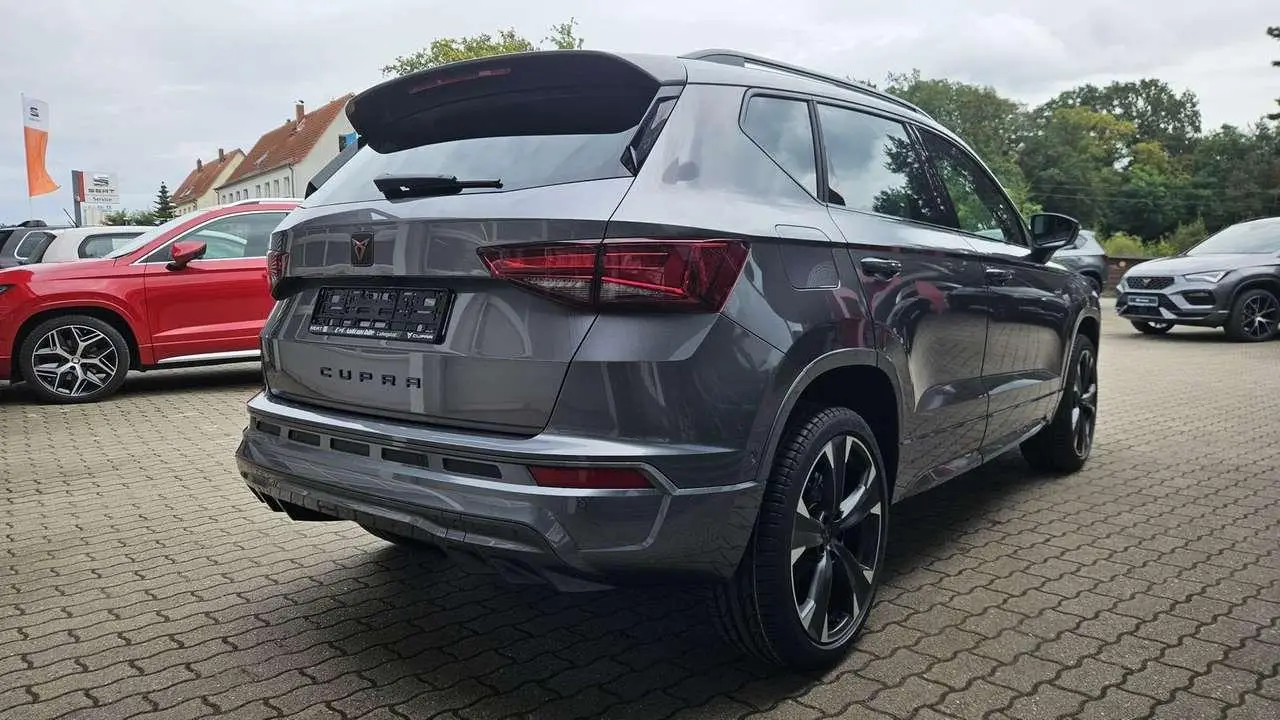 Photo 1 : Cupra Ateca 2024 Petrol