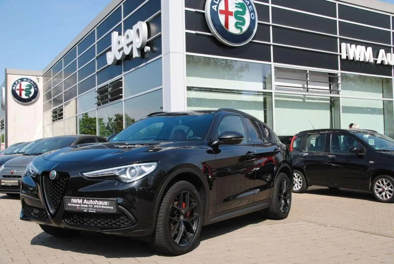 Photo 1 : Alfa Romeo Stelvio 2019 Essence