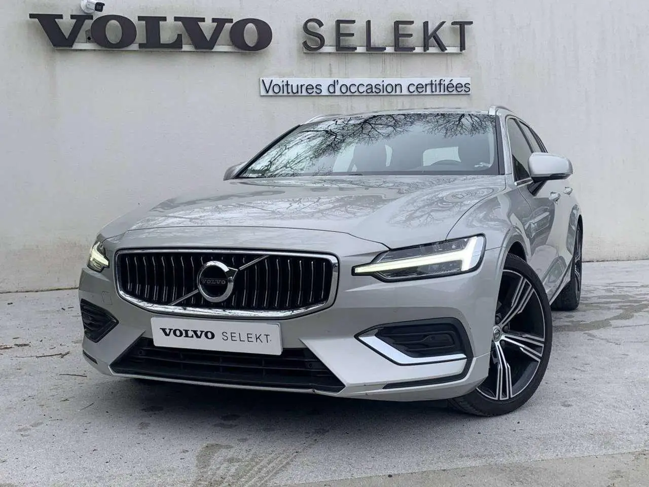 Photo 1 : Volvo V60 2018 Diesel