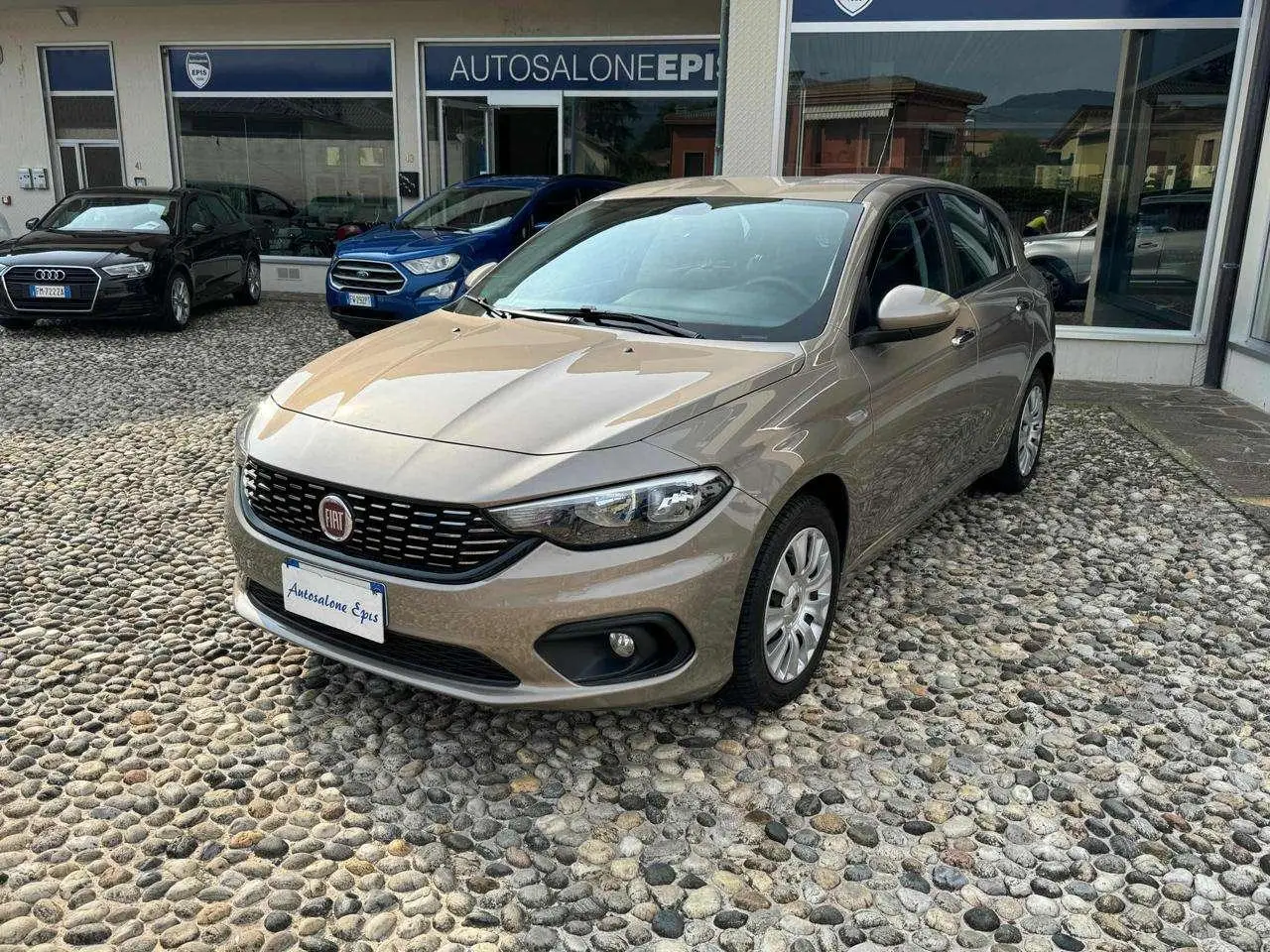 Photo 1 : Fiat Tipo 2018 Petrol