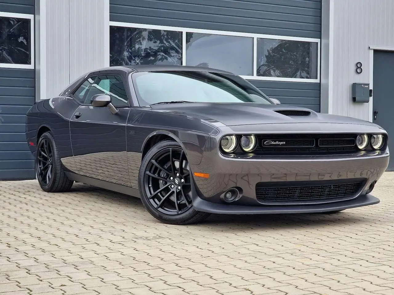 Photo 1 : Dodge Challenger 2022 Petrol