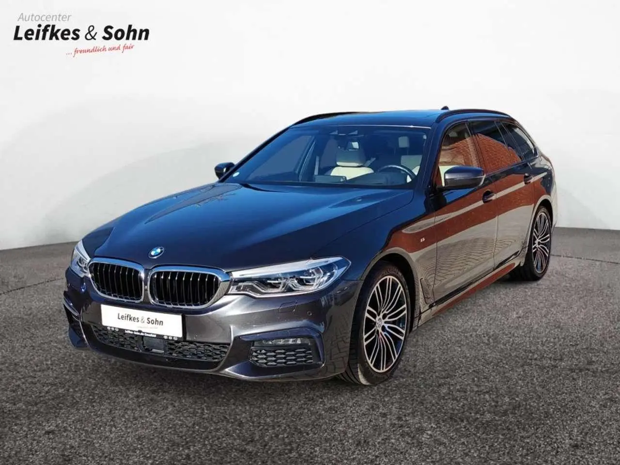 Photo 1 : Bmw Serie 5 2019 Essence