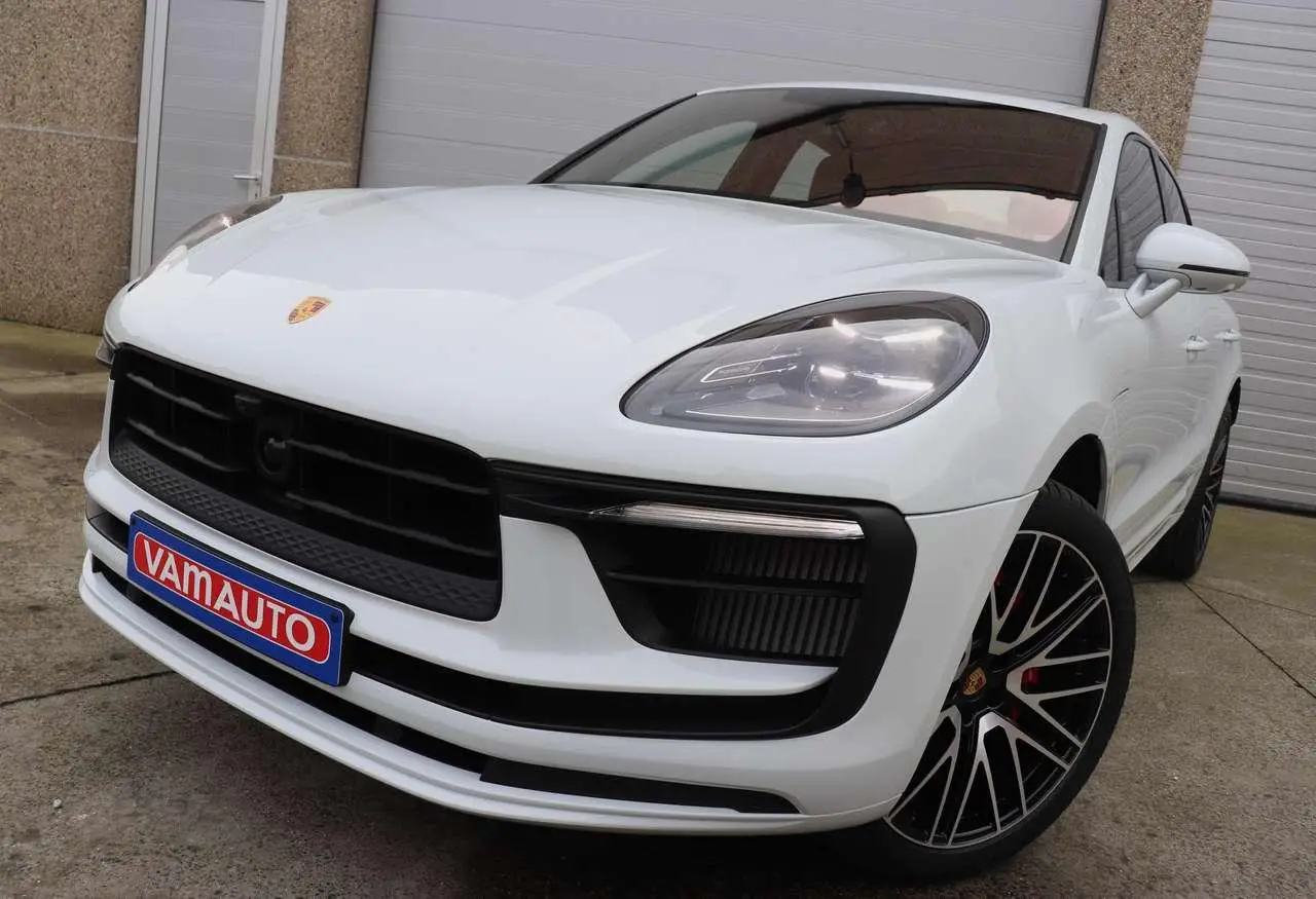 Photo 1 : Porsche Macan 2023 Essence