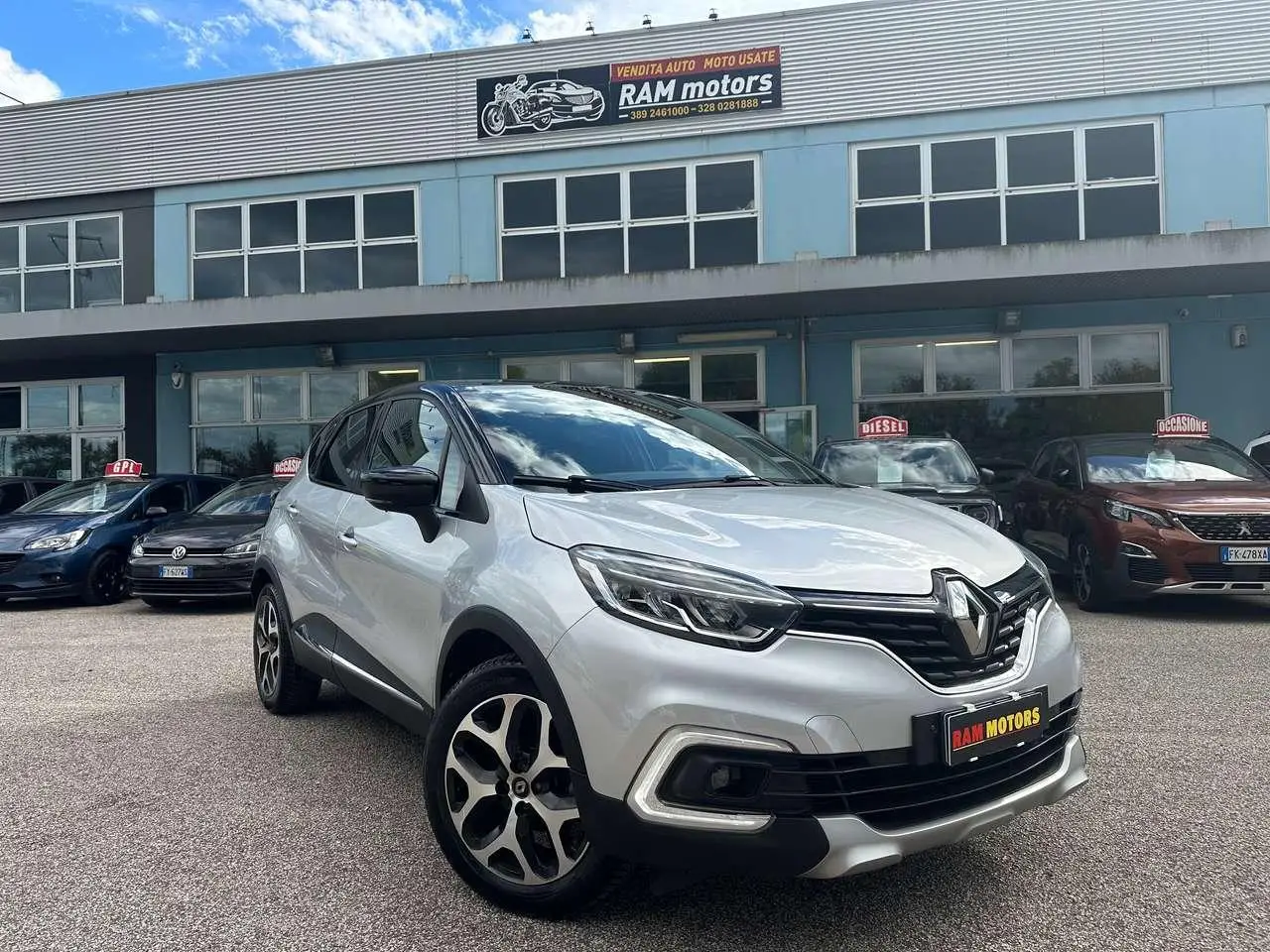 Photo 1 : Renault Captur 2018 Essence