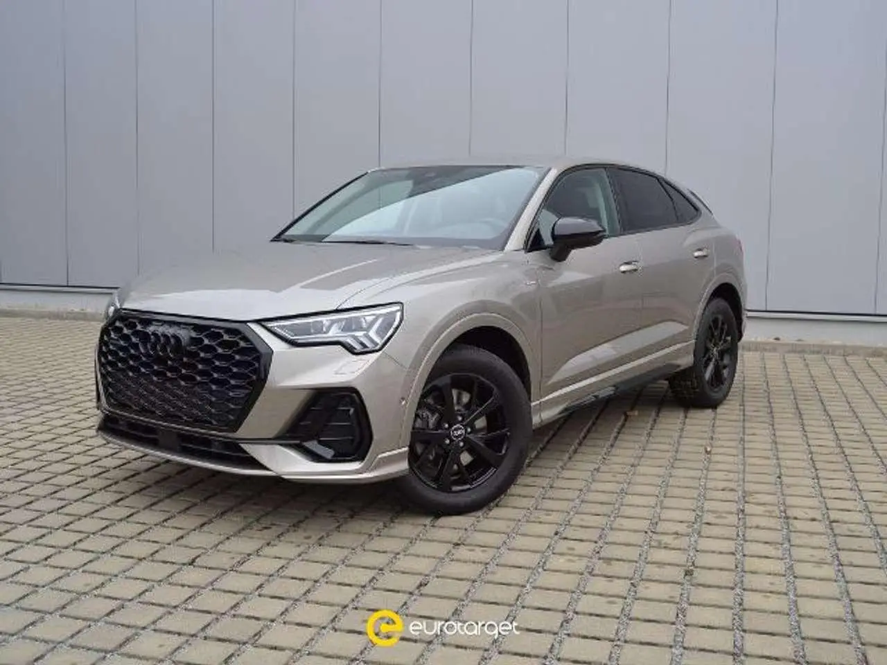 Photo 1 : Audi Q3 2021 Diesel