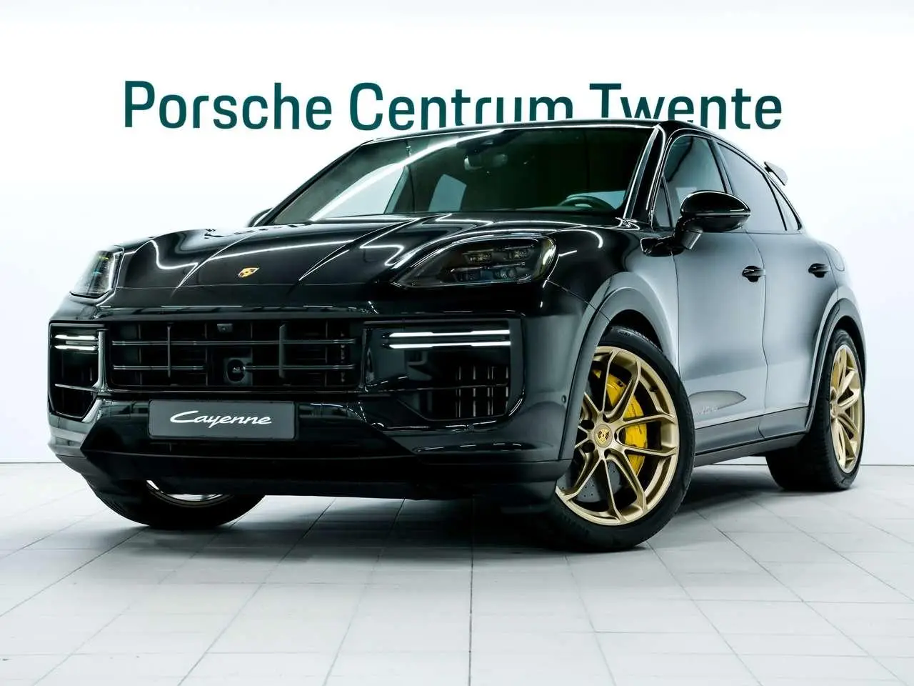 Photo 1 : Porsche Cayenne 2024 Hybrid