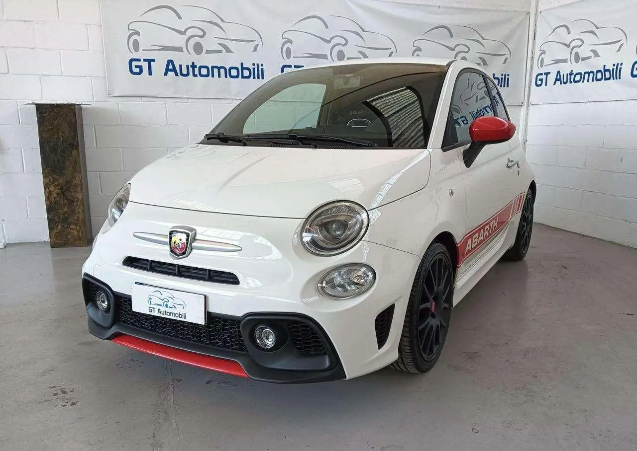 Photo 1 : Abarth 595 2018 Essence