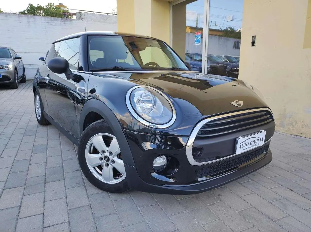 Photo 1 : Mini One 2014 Petrol