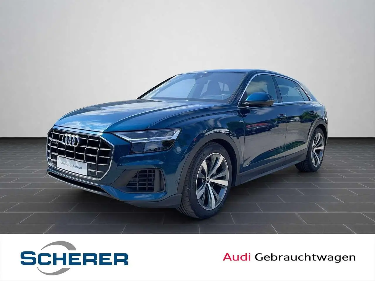 Photo 1 : Audi Q8 2020 Petrol