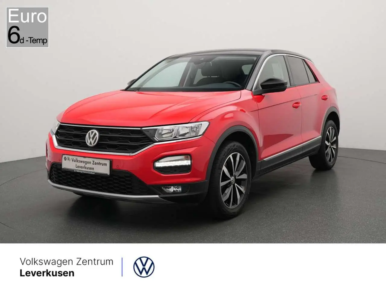 Photo 1 : Volkswagen T-roc 2020 Essence