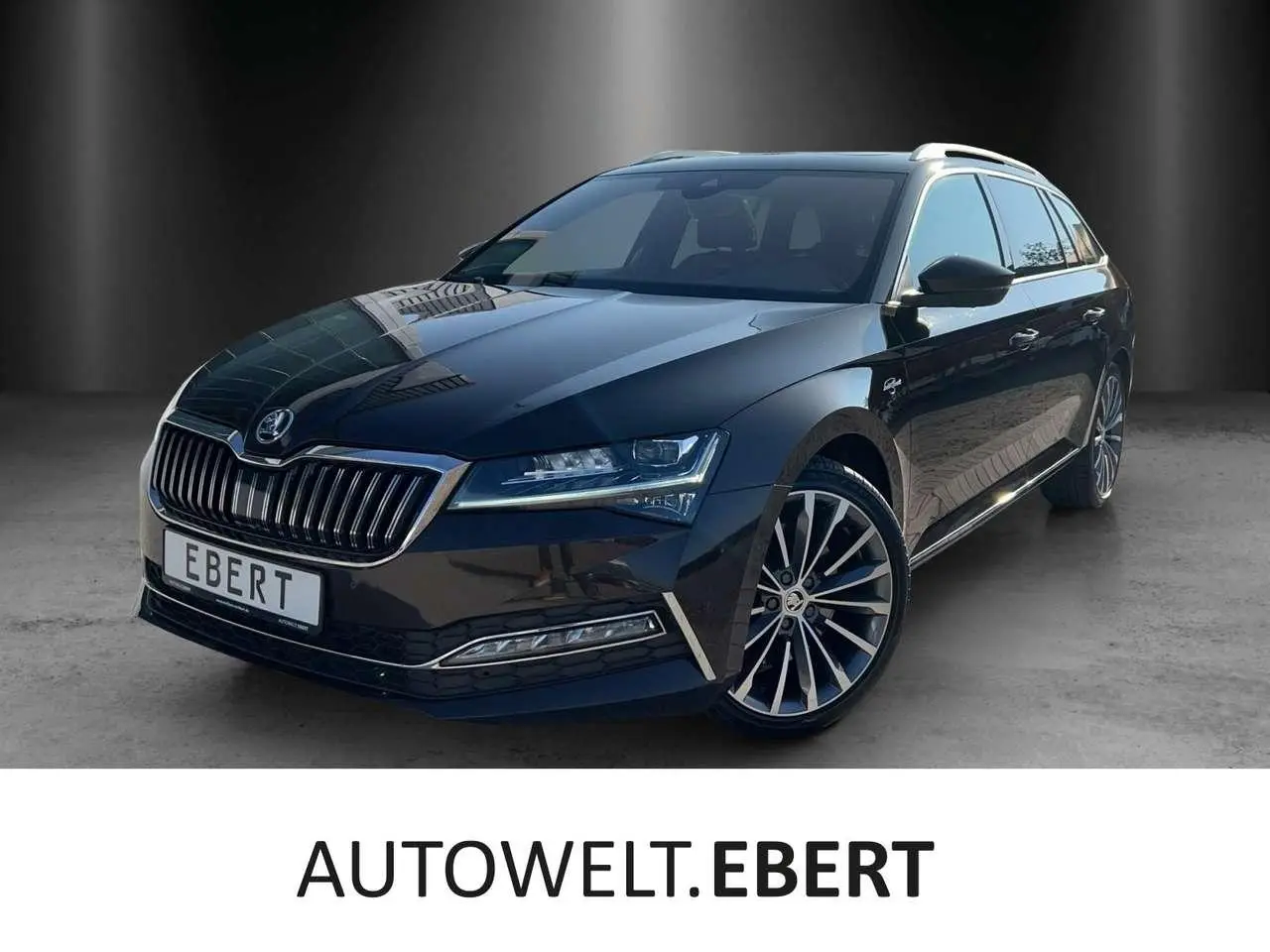 Photo 1 : Skoda Superb 2021 Petrol